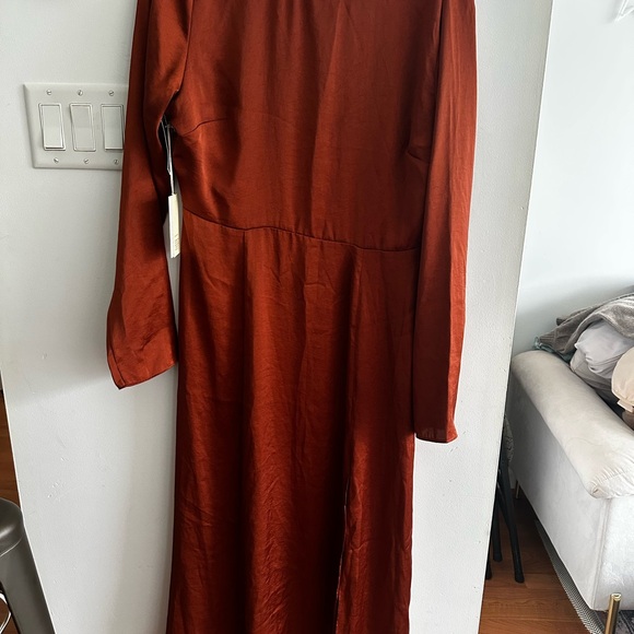 NWT Aritzia Wilfred Evora Rustwood Orange - Picture 3 of 7